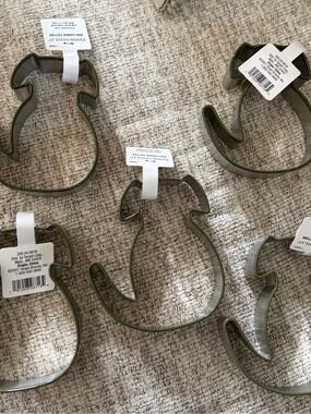 Threshold lot of 5 dog cookie cutters.